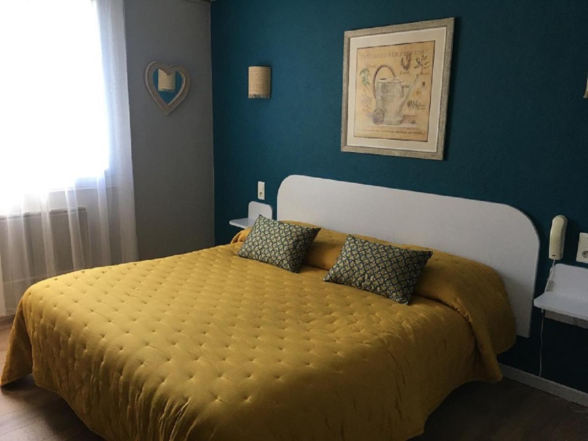 Saint-Rémy-de-Provence Hotel Le Chalet Fleuri מראה חיצוני תמונה