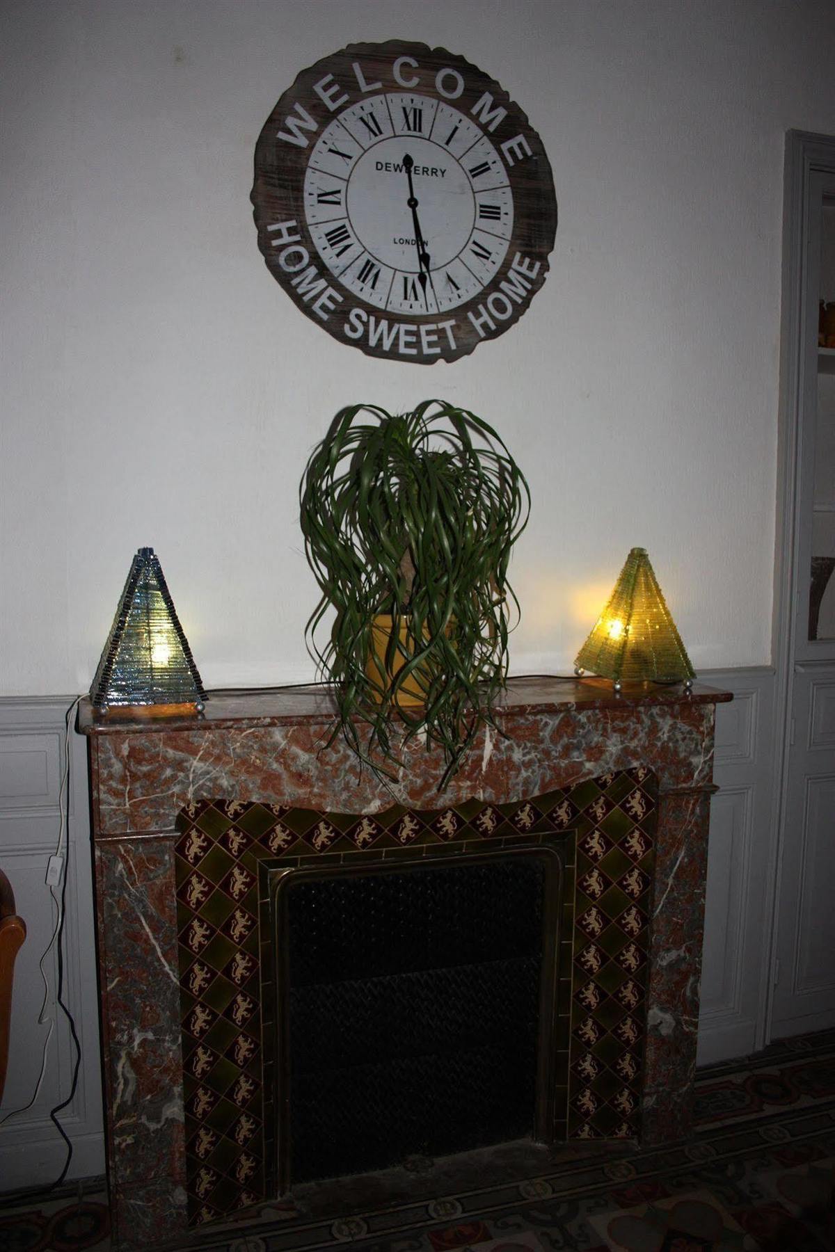 Saint-Rémy-de-Provence Hotel Le Chalet Fleuri מראה חיצוני תמונה